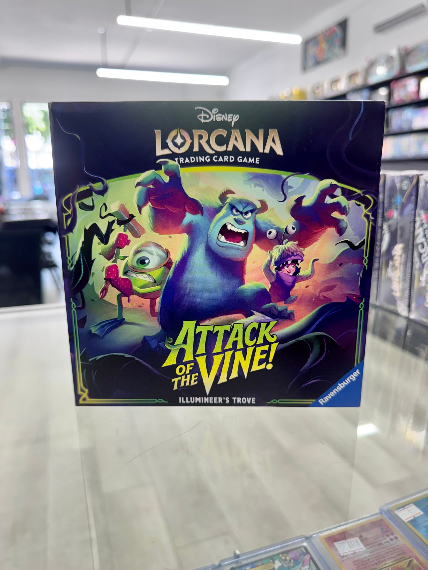 Disney Lorcana: Attack of the Vine! Illumineer's Trove